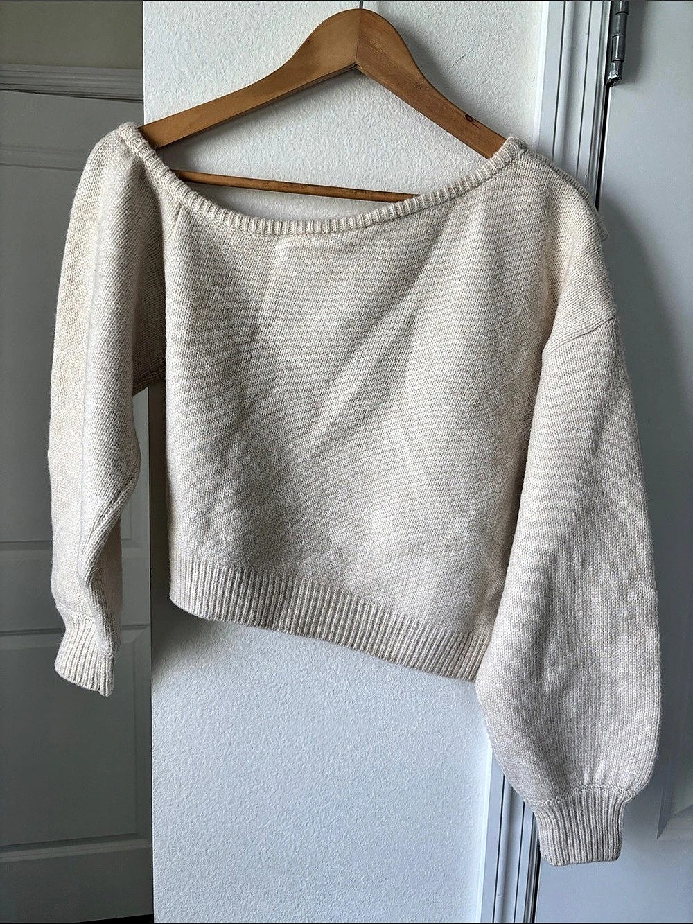LE LIS Cream Knit Balloon Sleeve Sweater NWT